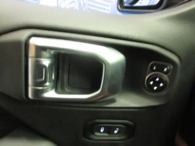 JEEP WRANGLER 2023 UNLIMITED SAHARA 4X4 GPS CUIR CAMERA 38900 KM in Cars & Trucks in Lévis - Image 14