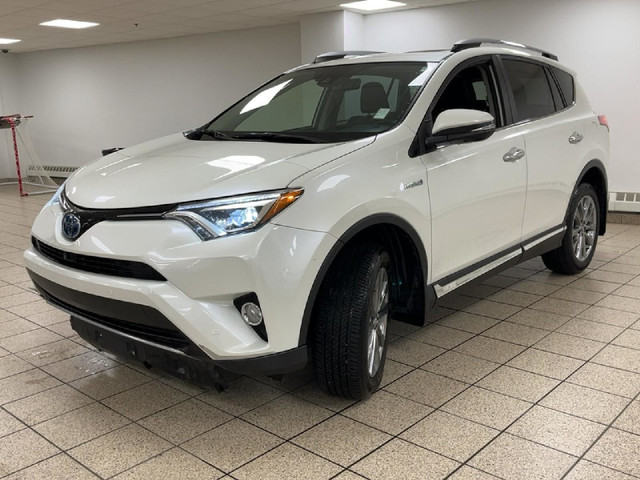 2017 Toyota RAV4 LIMITED in Cars & Trucks in Calgary - Image 2
