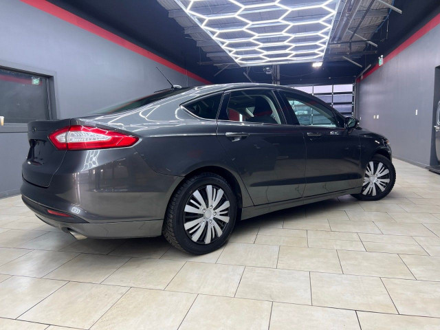 2015 Ford Fusion in Cars & Trucks in Edmonton - Image 2