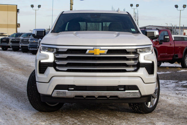  2024 Chevrolet Silverado 1500 High Country 3.0L Diesel in Cars & Trucks in Edmonton - Image 3