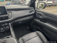 This GMC Yukon XL boasts a Gas V8 5.3L/ engine powering this Automatic transmission. ENGINE, 5.3L EC... (image 9)