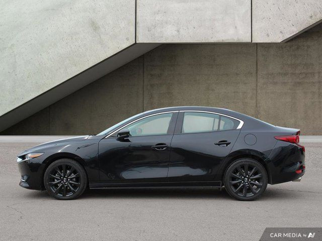 2022 Mazda Mazda3 GT w/Turbo | LOW KMS | NO ACCIDENTS in Cars & Trucks in Hamilton - Image 2