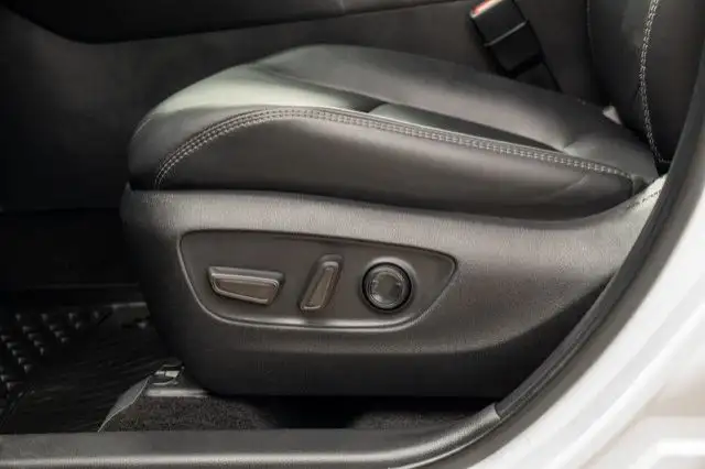 2024 Toyota RAV4 Hybrid XLE dans Autos et camions dans Ville d’Edmonton - Image 29