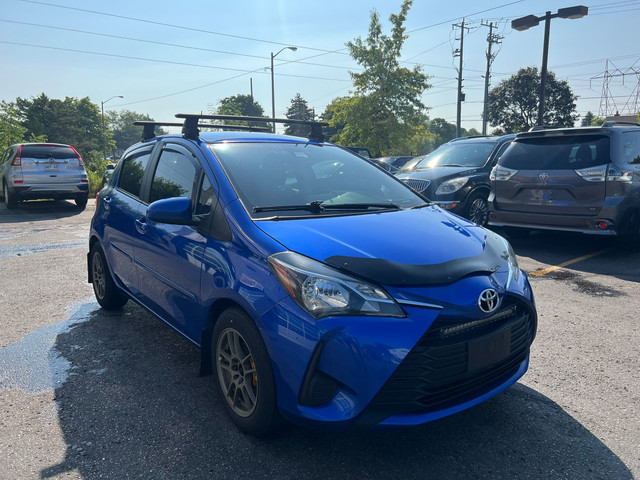 2018 Toyota Yaris Hatchback LE • THULE Roof Rack • Mint Cond in Cars & Trucks in City of Toronto - Image 3