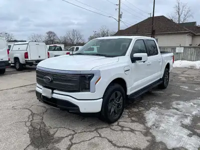 2023 FORD F-150 LIGHTNING LARIAT | ALL ELECTRIC | 4X4 | SUPERCRE
