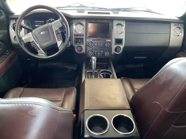 2015 Ford Expedition Platinum Fresh Trade dans Autos et camions dans Ville de Régina - Image 30