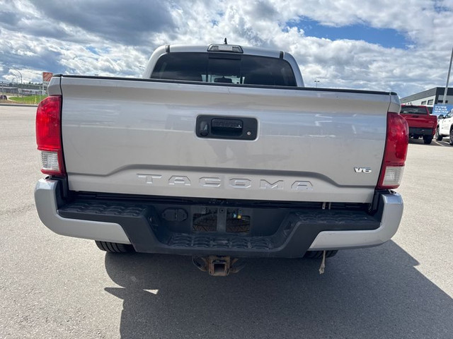 2017 Toyota Tacoma TRD Sport BLUETOOTH / REAR CAMERA / MANUAL /  in Cars & Trucks in Cranbrook - Image 4
