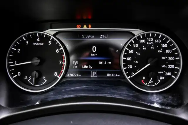 2022 Nissan Sentra SV • REMOTE START • SUNROOF • HEATED SEATS dans Autos et camions dans Kingston - Image 20