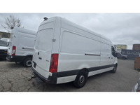 New Arrival - 1 Owner - Off Lease - Clean Carfax - No Accidents - 2019 Mercedes Benz Sprinter 2500 1... (image 7)