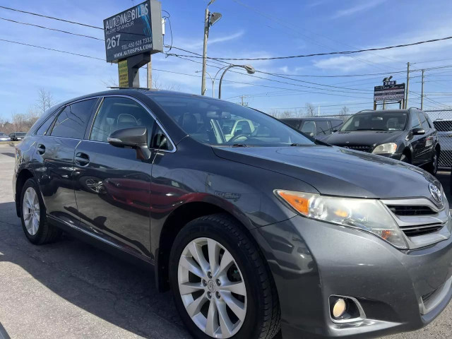 2013 TOYOTA Venza XLE in Cars & Trucks in Laval / North Shore - Image 2