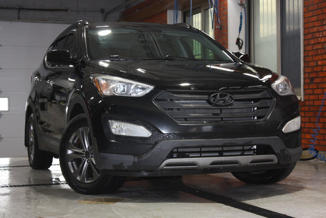 2015 Hyundai Santa Fe AWD in Cars & Trucks in City of Montréal