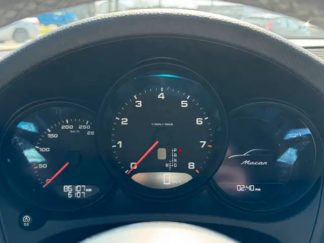 2018 Porsche Macan AWD dans Autos et camions dans Ottawa - Image 16