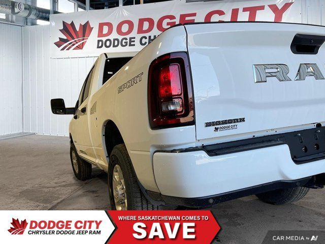 2025 Ram 3500 Big Horn 4x4 Crew Cab 6'4 Box in Cars & Trucks in Saskatoon - Image 4