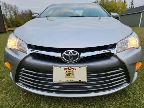 2017 Toyota Camry LE in Cars & Trucks in Winnipeg - Image 2