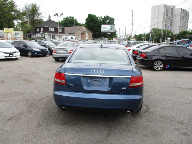 2005 Audi A6 4dr Sdn 4.2L quattro Auto in Cars & Trucks in City of Toronto - Image 3