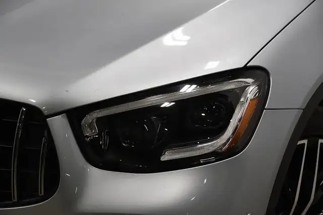 2022 Mercedes-Benz GLC43 AMG 4MATIC SUV Ensemble haut de gamme,  in Cars & Trucks in Laval / North Shore - Image 7