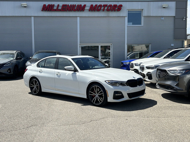 2022 BMW 330i 330i xDRIVE M-SPORT PKG AWD SEDAN/NAVI/B-CAMSUNROO in Cars & Trucks in Calgary