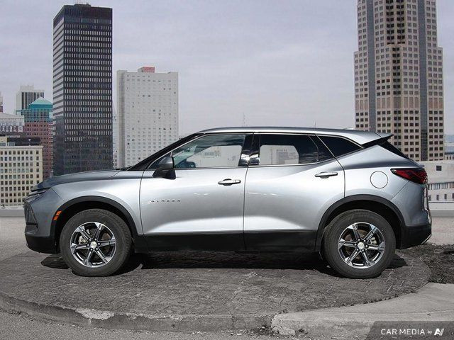2023 Chevrolet Blazer LT AWD | No Accidents | Apple CarPlay in Cars & Trucks in Calgary - Image 2