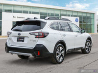 * DriverFocus Distraction Mitigation System * Automatic power-folding exterior mirrors with Satin ch... (image 4)