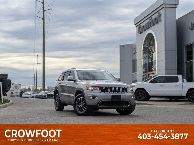2017 Jeep Grand Cherokee Limited-Leather-Heated Front and in Cars & Trucks in Calgary