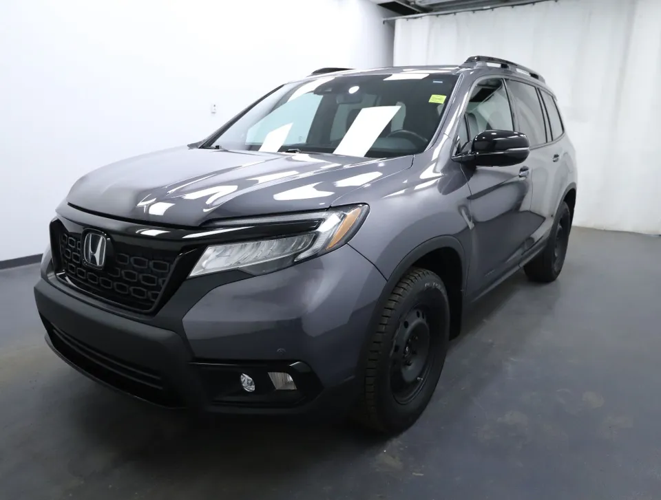 2021 Honda Passport Touring No Accidents - One Owner - Winter...
