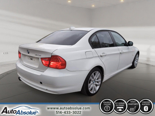 2011 BMW 323i323i in Cars & Trucks in Laval / North Shore - Image 4