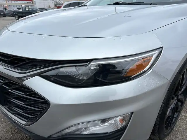 2021 Chevrolet Malibu SPORT EDITION 1OWNER PANORAMIC LOADED WE F in Cars & Trucks in London - Image 24