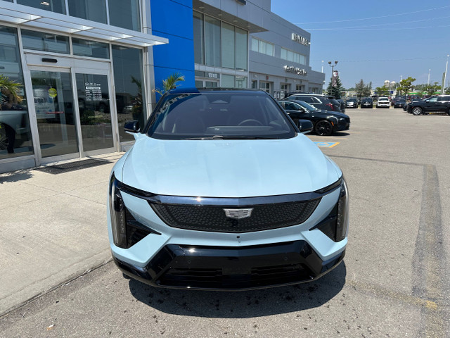 2025 Cadillac OPTIQ Sport in Cars & Trucks in Markham / York Region - Image 2