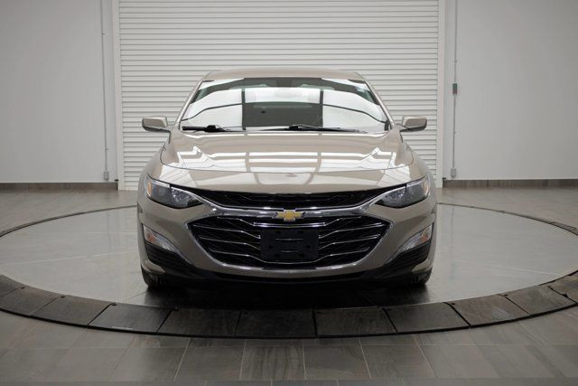 2022 Chevrolet Malibu LT in Cars & Trucks in Calgary - Image 2