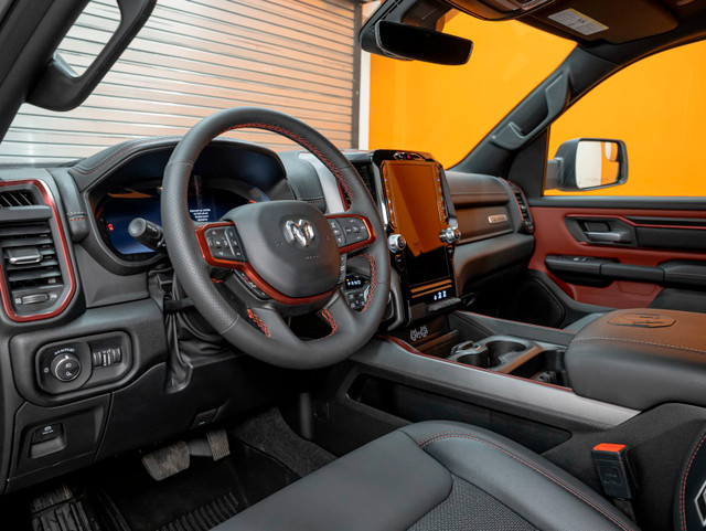 2025 Ram 1500 REBEL CREW 4X4 *NAV 12 PO* SIÈGES / VOLANT CHAUFF in Cars & Trucks in Laurentides - Image 2