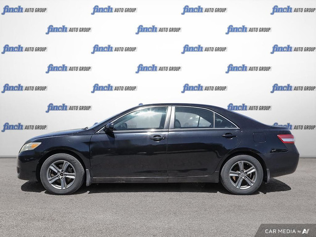 2011 Toyota Camry LE CD PLAYER | BLUETOOTH | ONE OWNER in Cars & Trucks in London - Image 4