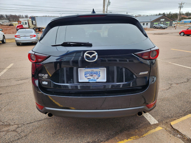 2018 Mazda CX-5 GS dans Autos et camions  à Charlottetown - Image 4