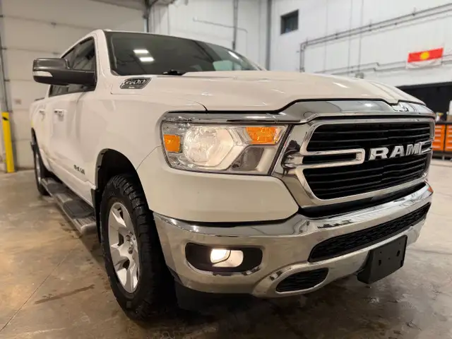 2019 RAM 1500 BIG HORN 4X4 CREW CAB *SAFETIED* *CLEAN TITLE* in Cars & Trucks in Winnipeg - Image 12