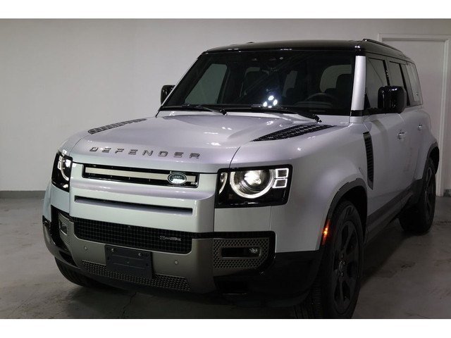 2022 Land Rover Defender 110 X-DYNAMIC SE AWD | CLEAN CARFAX in Cars & Trucks in City of Toronto - Image 2