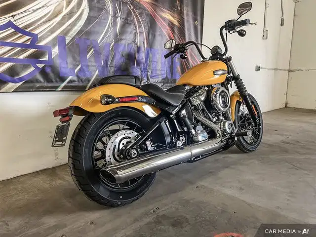 2025 Harley-Davidson FXBB - Street Bob FXBB STREET BOB in Street, Cruisers & Choppers in Calgary - Image 8