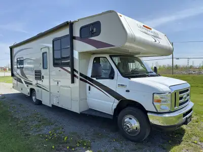***Consignation / Payez une seule taxe !!*** Superbe motorisé classe C 2020 Coachmen Leprechaun 270Q...