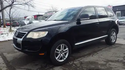 09 Volkswagen Touareg 2 TDI COMFORTLINE, 197,000 km, $9,995 AUTO, Power Windows, Power Mirrors, Heat...