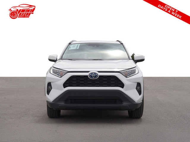 2020 Toyota RAV4 Hybrid XLE, AWD, Sunroof. in Cars & Trucks in Mississauga / Peel Region - Image 2