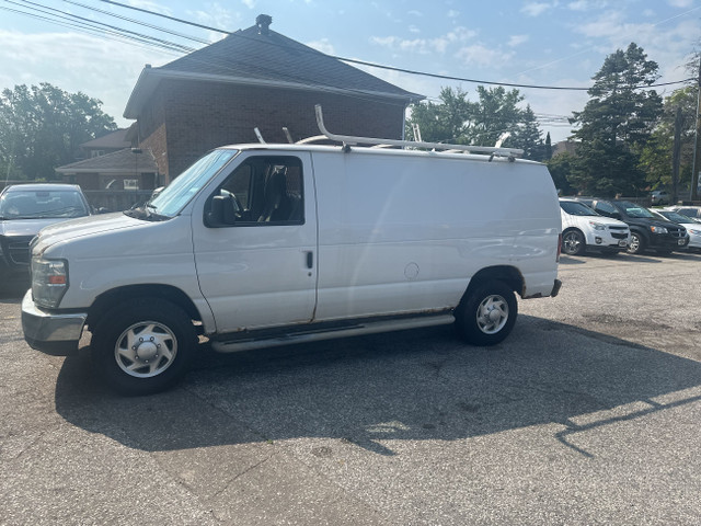2012 Ford Econoline E-250 Commercial in Cars & Trucks in Mississauga / Peel Region - Image 4