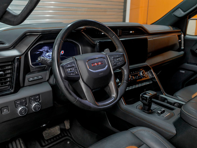 2023 GMC Sierra 1500 AT4 CREW 4X4 DIESEL *TOIT* NAV SIÈGES VENT  in Cars & Trucks in Laurentides - Image 2