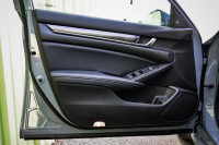 Sunroof, Premium Audio, Heated Steering Wheel, Heated Seats, Android Auto! 6 LOCATIONS KINGSTON - (6... (image 8)