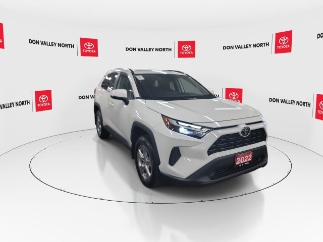 2022 Toyota RAV4 XLE CERTIFIED | TRACTION | CARPLAY in Cars & Trucks in City of Toronto - Image 2