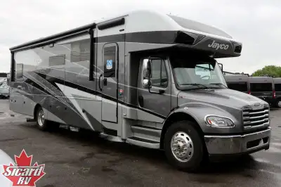 Introducing the 2025 Seneca 37M from Jayco. You will feel comfortably at home in the Seneca 37M. Thi...