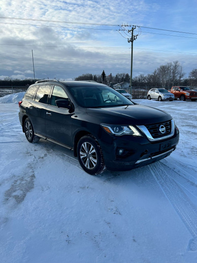 2018 Nissan Pathfinder SL PREMIUM NAVIGATION, HEATED SEATS!!