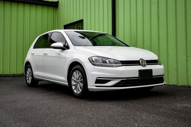 2018 Volkswagen Golf Trendline 5-door • HEATED SEATS • REAR CAM in Cars & Trucks in Kingston