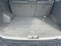 Engine: V6 Cylinder Engine 3.3L/204CI L/100Km City: 12.6 L/100Km Hwy: 8.4 Safety Equipment Child saf... (image 9)