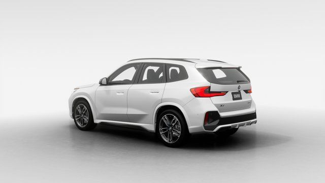2025 BMW X1 xDrive28i in Cars & Trucks in Laval / North Shore - Image 2