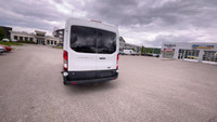 Rear Wheel Drive. Cloth Interior. USB Input(s). Auxiliary Input. Steering Wheel Controls: Cruise, Me... (image 7)