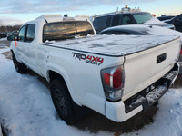 VEHICLE FEATURES: 4WD, FOG LIGHTS, 5 PASSENGER, HARD TOP, ABS, POWER DRIVER SEAT, ADJUSTABLE STEERIN... (image 1)