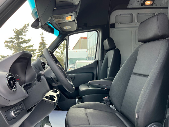 2023 Mercedes-Benz Sprinter Van SPRINTER 2500- CARGO- 144WB High in Cars & Trucks in Oakville / Halton Region - Image 4